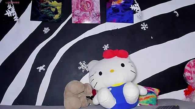 Lilith Zen online show from December 15, 2025, 9:42 pm