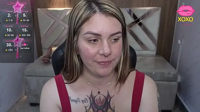 Paula b  online show from April 18, 2026, 7:07 pm