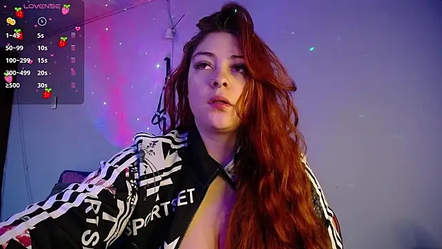 Snapshot of Layna_cold chatting on March 12, 2025, 12:57 pm Layna cold online show from March 12, 2025, 12:57 pm