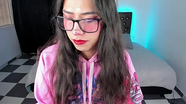 paula kawaiifu  online show from March 8, 2025, 4:39 pm