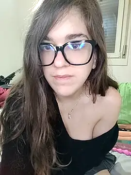 Snapshot of Miachan_LaGattinaVogliosa chatting on February 22, 2026, 1:24 pm Miachan LaGattinaVogliosa online show from February 22, 2026, 1:24 pm