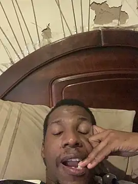 DManL online show from April 16, 2026, 5:19 am