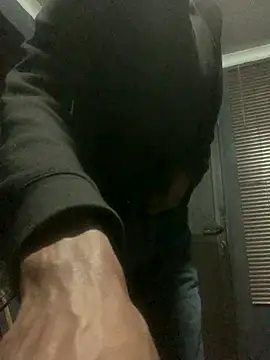 DManL online show from December 2, 2025, 7:15 pm