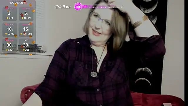 Snapshot of Madam_Verity chatting on February 18, 2025, 1:54 am Madam Verity online show from February 18, 2025, 1:54 am