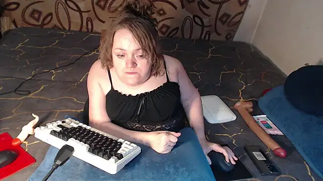 Snapshot of MiniNatalie chatting on February 25, 2025, 2:04 pm MiniNatalie online show from February 25, 2025, 2:04 pm