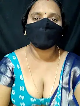 vintage-vibs online show from October 5, 2025, 6:04 am