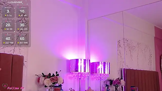 PinkySparks online show from December 18, 2025, 7:40 pm