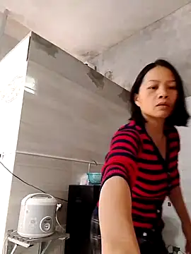 Aninyin22 online show from November 24, 2025, 12:43 am