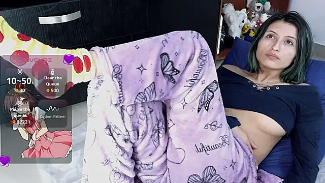 Camila---torres online show from April 10, 2026, 11:06 am