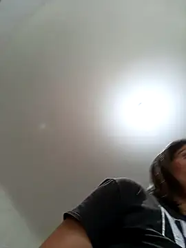 Snapshot of Corina_hot chatting on January 7, 2026, 8:47 pm Corina hot online show from January 7, 2026, 8:47 pm