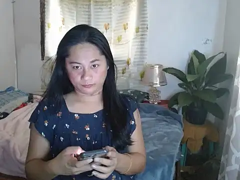 Snapshot of Sweet_amberxyz18 chatting on April 25, 2026, 6:16 am Sweet amberxyz18 online show from April 25, 2026, 6:16 am