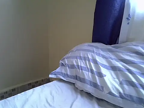 Snapshot of Sweet_Candy08 chatting on February 11, 2026, 8:25 am Sweet Candy08 online show from February 11, 2026, 8:25 am