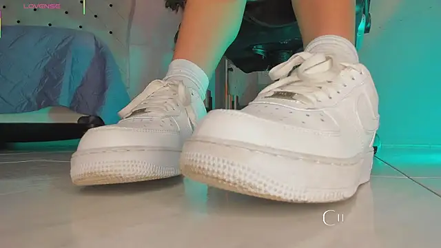 Snapshot of charlotte__grey chatting on January 15, 2026, 8:12 pm charlotte grey online show from January 15, 2026, 8:12 pm