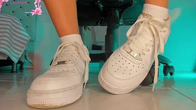 Snapshot of charlotte__grey chatting on January 31, 2026, 7:45 pm charlotte grey online show from January 31, 2026, 7:45 pm