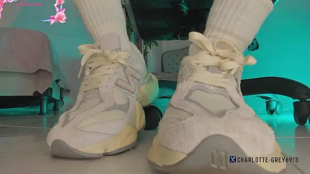 Snapshot of charlotte__grey chatting on February 28, 2026, 8:41 pm charlotte grey online show from February 28, 2026, 8:41 pm