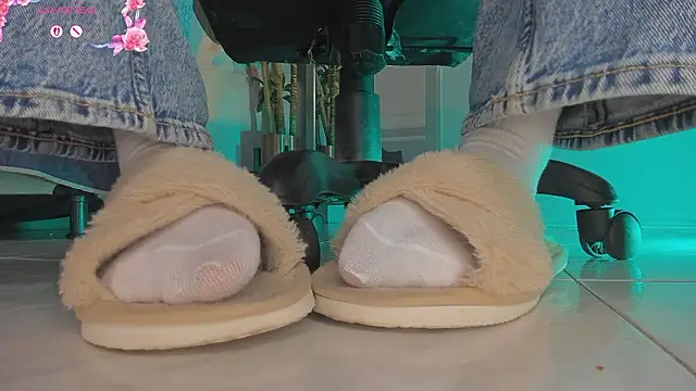 Snapshot of charlotte__grey chatting on February 7, 2026, 8:06 pm charlotte grey online show from February 7, 2026, 8:06 pm