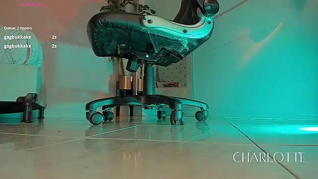 Snapshot of charlotte__grey chatting on December 18, 2025, 7:50 pm charlotte grey online show from December 18, 2025, 7:50 pm