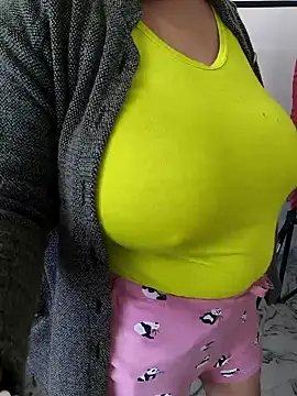 Snapshot of hot_bhabi_kolkata chatting on December 14, 2024, 7:18 am hot bhabi kolkata online show from December 14, 2024, 7:18 am