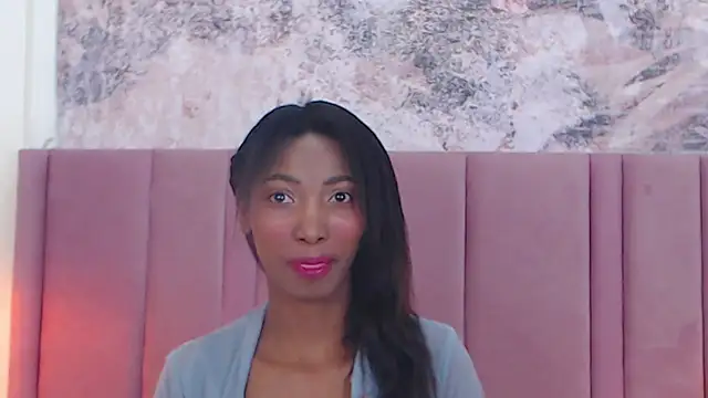 Snapshot of SabrinaDevill chatting on November 4, 2025, 1:15 pm SabrinaDevill online show from November 4, 2025, 1:15 pm