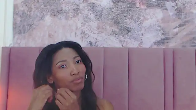 Snapshot of SabrinaDevill chatting on October 31, 2025, 1:19 pm SabrinaDevill online show from October 31, 2025, 1:19 pm