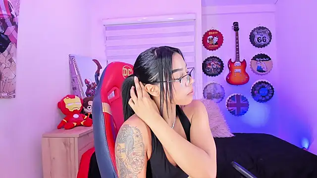 madelyn rose  online show from March 8, 2025, 5:17 am