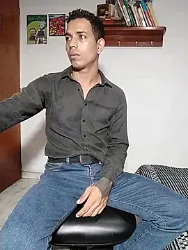 Snapshot of chero_95 chatting on November 23, 2025, 11:26 pm chero 95 online show from November 23, 2025, 11:26 pm