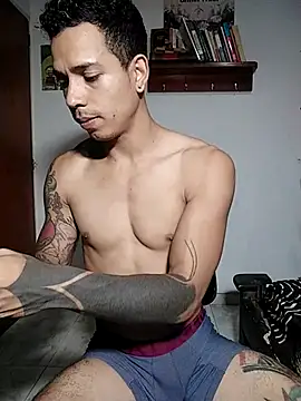 Snapshot of chero_95 chatting on October 24, 2025, 10:31 pm chero 95 online show from October 24, 2025, 10:31 pm