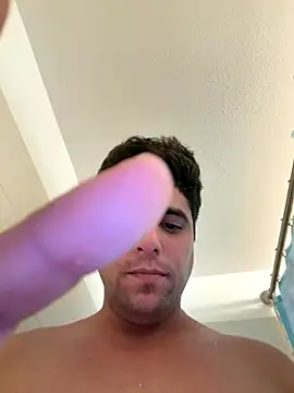 Snapshot of elwhite1996 chatting on December 3, 2025, 11:47 pm elwhite1996 online show from December 3, 2025, 11:47 pm