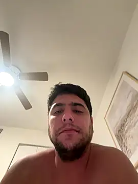 Snapshot of elwhite1996 chatting on November 30, 2025, 9:32 am elwhite1996 online show from November 30, 2025, 9:32 am