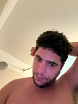 Snapshot of elwhite1996 chatting on November 29, 2025, 3:06 am elwhite1996 online show from November 29, 2025, 3:06 am