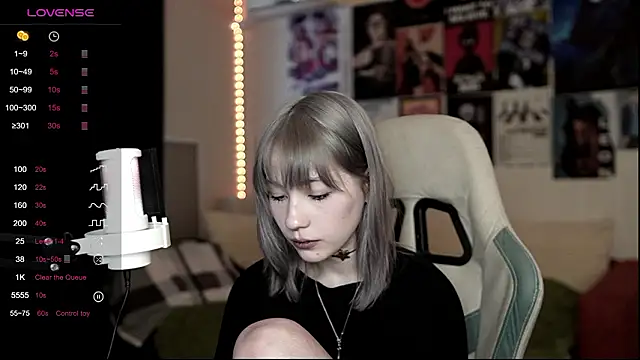 Snapshot of Traharaa chatting on February 10, 2026, 12:59 pm Traharaa online show from February 10, 2026, 12:59 pm