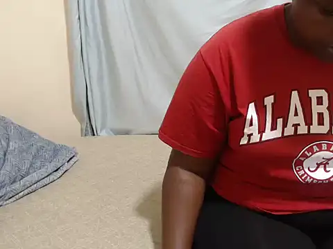 Delicious bootty online show from October 4, 2025, 6:26 am