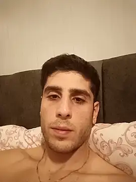 arenn1997 online show from December 16, 2025, 12:15 am