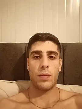 arenn1997 online show from February 22, 2026, 11:28 pm