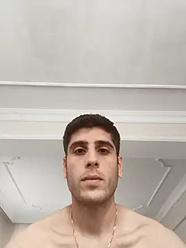 Snapshot of arenn1997 chatting on November 3, 2025, 12:09 pm arenn1997 online show from November 3, 2025, 12:09 pm