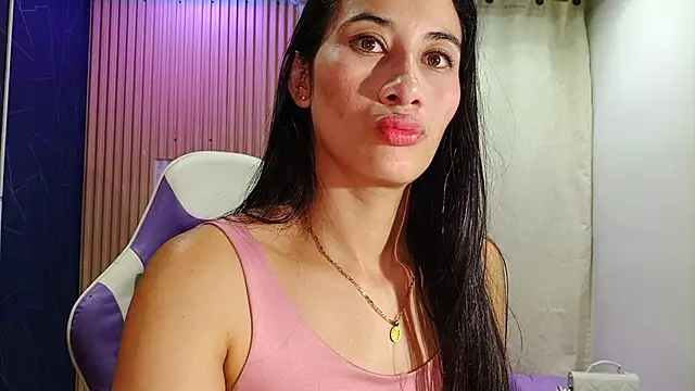 Snapshot of Cataleyalove_ADY chatting on November 11, 2025, 3:01 am Cataleyalove ADY online show from November 11, 2025, 3:01 am