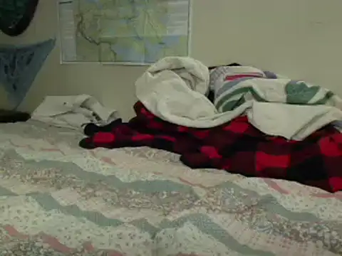 PeterDerzzz online show from October 27, 2025, 2:45 am