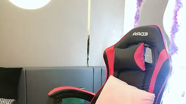 witch-39 online show from January 8, 2025, 1:11 am