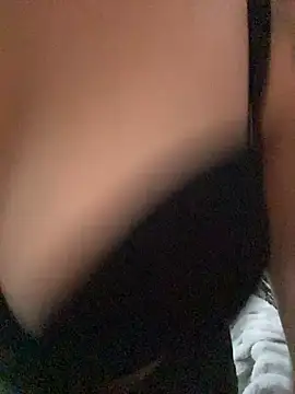 corallwells online show from February 28, 2026, 9:14 pm