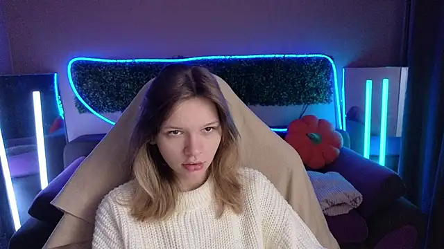 Snapshot of LitaBrom chatting on November 15, 2025, 2:04 am LitaBrom online show from November 15, 2025, 2:04 am