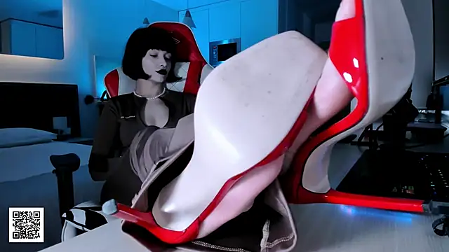  Goddess Misha  online show from November 25, 2025, 8:53 pm