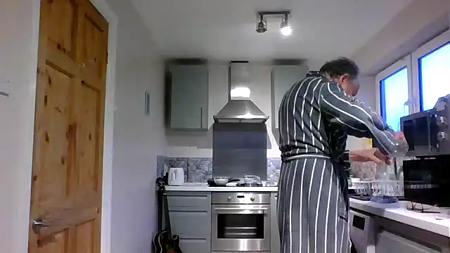 jimmybenido online show from March 1, 2026, 5:35 pm