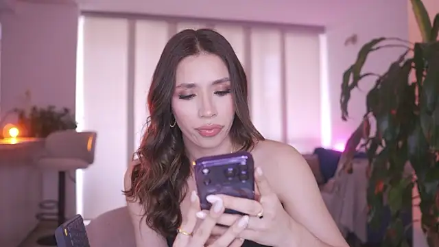 honeyann08 online show from February 3, 2026, 8:47 pm