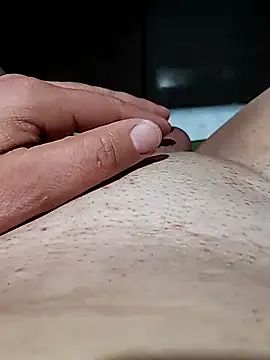 Snapshot of Cris29_84 chatting on November 26, 2025, 6:35 am Cris29 84 online show from November 26, 2025, 6:35 am