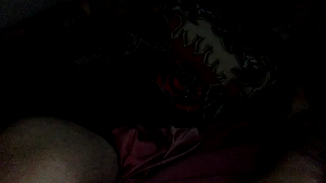 chubbycloudybottom online show from November 1, 2025, 12:32 pm