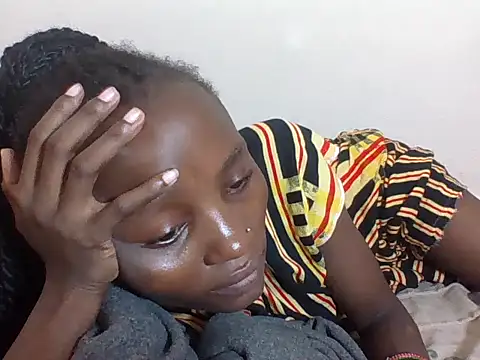 SexyNeedle22 online show from October 29, 2025, 7:40 am