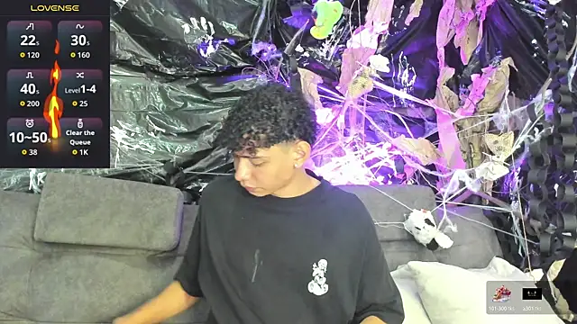 Daviid laidd online show from October 30, 2025, 8:39 pm