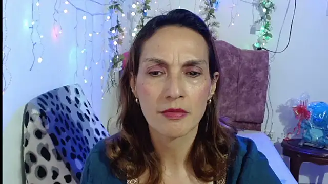 Snapshot of italagomez_ chatting on January 5, 2026, 11:41 pm italagomez online show from January 5, 2026, 11:41 pm