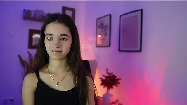 Gia Paige18 online show from November 7, 2025, 9:36 am