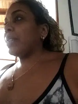 ELLA KELLY online show from February 21, 2026, 11:45 am